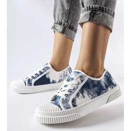 Baskets Clavet bleues délavées 1