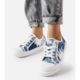 Baskets Clavet bleues délavées 2