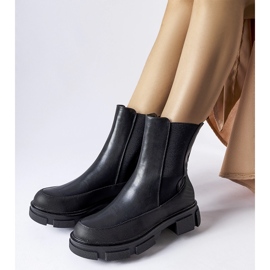 Bottines noires à tige élastique par Faisal le noir 1