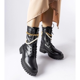 Bottines noires avec perles et chaîne Mira le noir 1