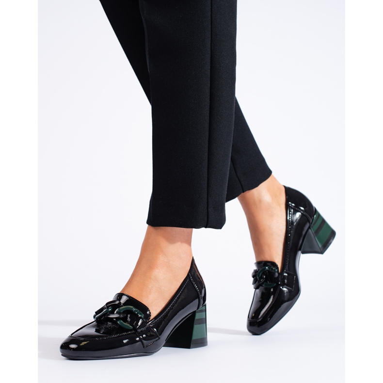 Chaussures élégantes pour femmes vernies noires par Shelovet le noir 1