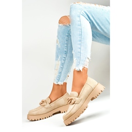 Mocassins femme en daim beige avec chaîne 4
