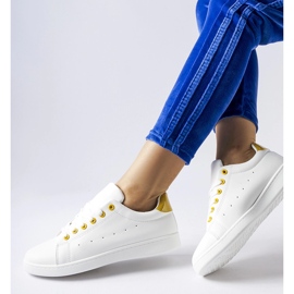 Baskets Bushnell blanches avec accents jaunes 1