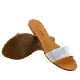 Chaussons avec ceinture 8293-60 Blanc blanche 1
