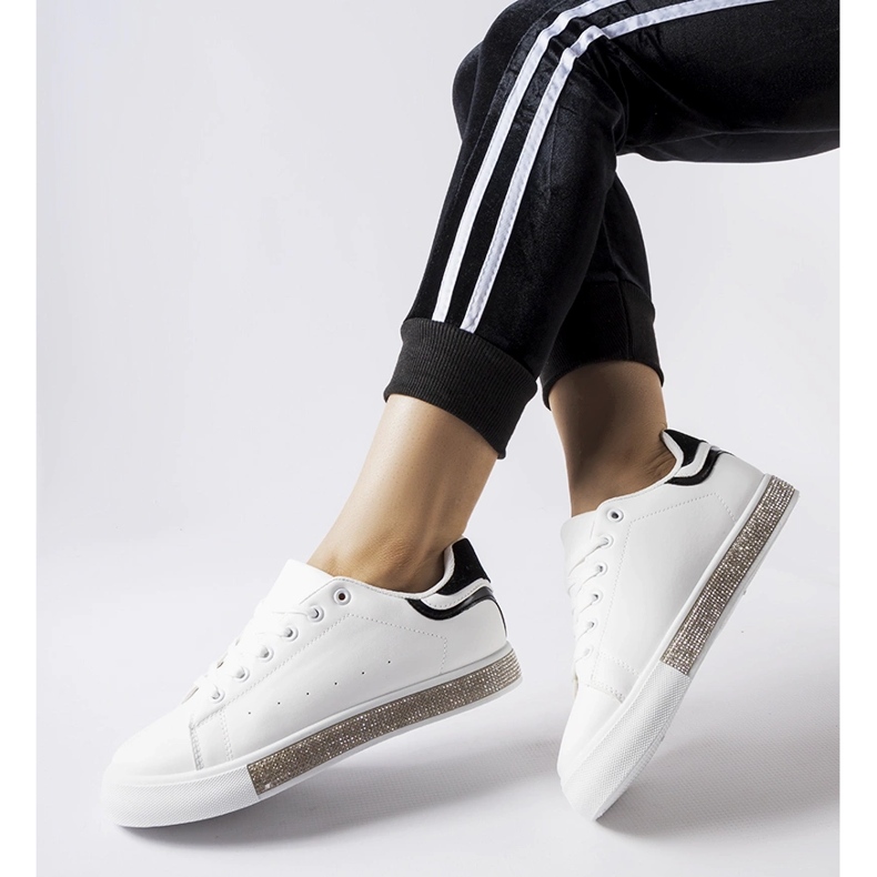 Baskets blanches et noires avec strass Dina 2