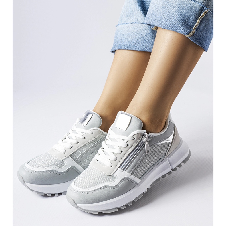 Baskets femme grises et argentées de Camuzzoni 1