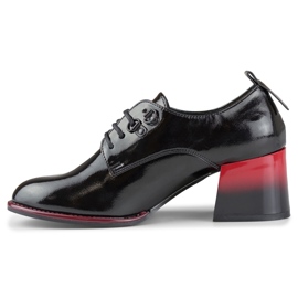 Chaussures à lacets élégantes pour femmes avec un talon rouge noir 1
