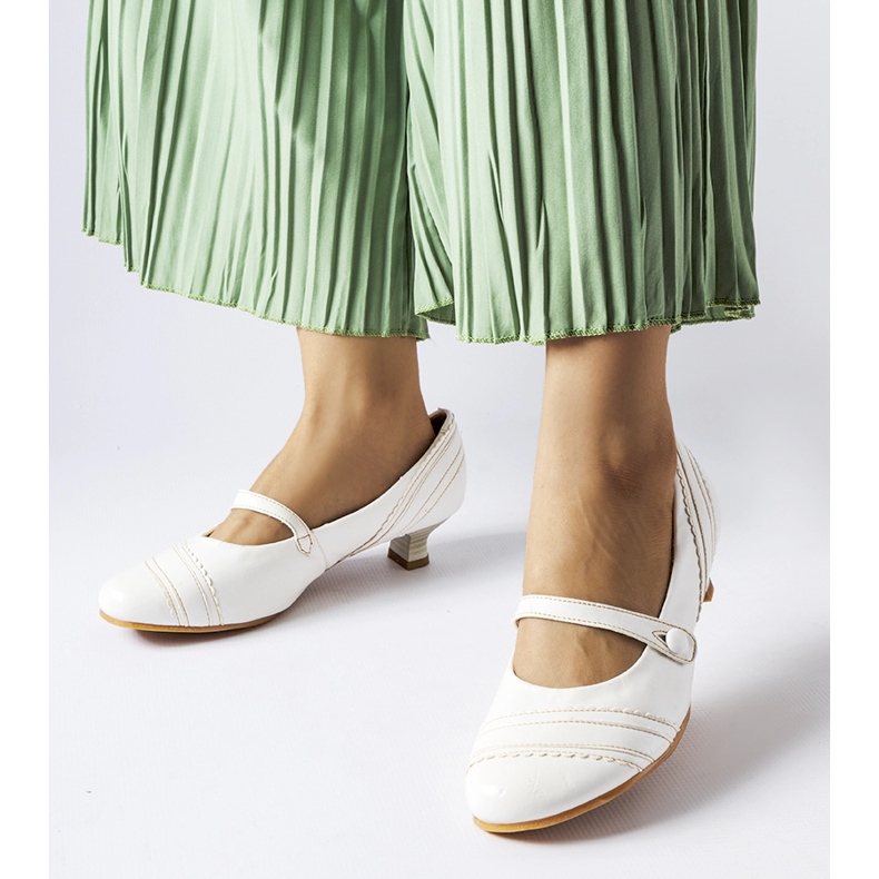 Escarpins blancs à petit talon Sant'Antonio 1