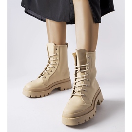 Bottines beiges au fini mat de Thiery 1 Bottines beiges au fini mat de Thiery 1