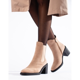 Bottines Chelsea femme en daim beige à talon haut Shelovet 2 Bottines Chelsea femme en daim beige à talon haut Shelovet 2