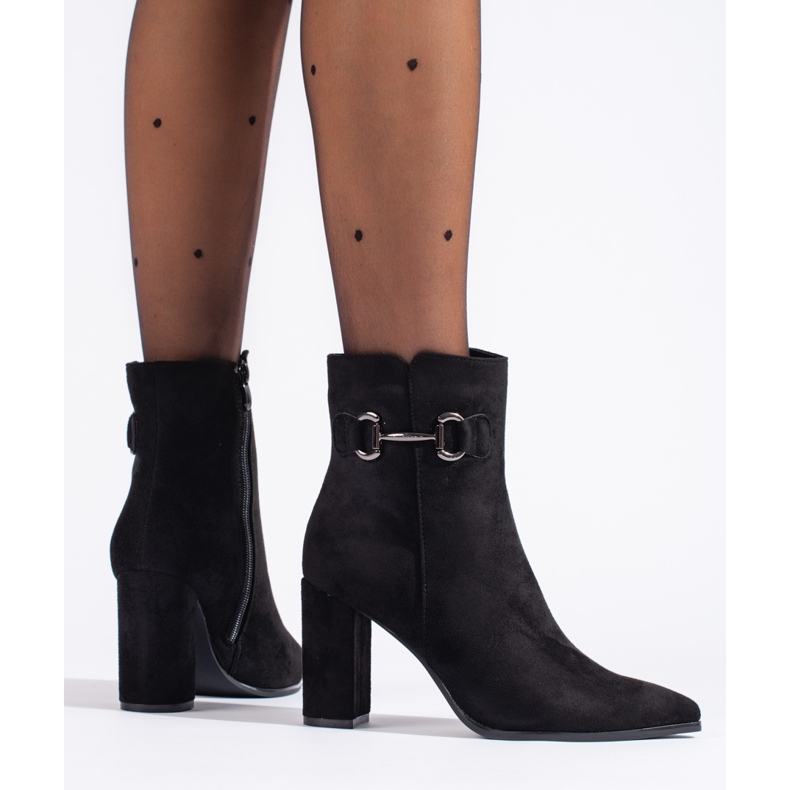 Bottines à talons hauts en daim noires Shelovet le noir 1