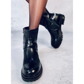 Cindy Bottines noires avec chaîne le noir 1
