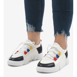 Baskets chaussures de sport noires et blanches 2018-9 1 Baskets chaussures de sport noires et blanches 2018-9 1