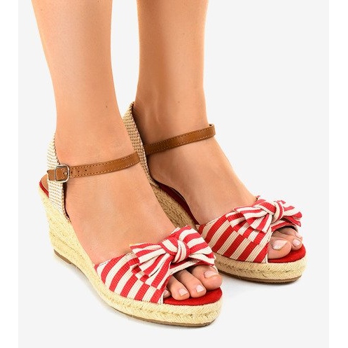 Sandales compensées rouges à nœud W032 1