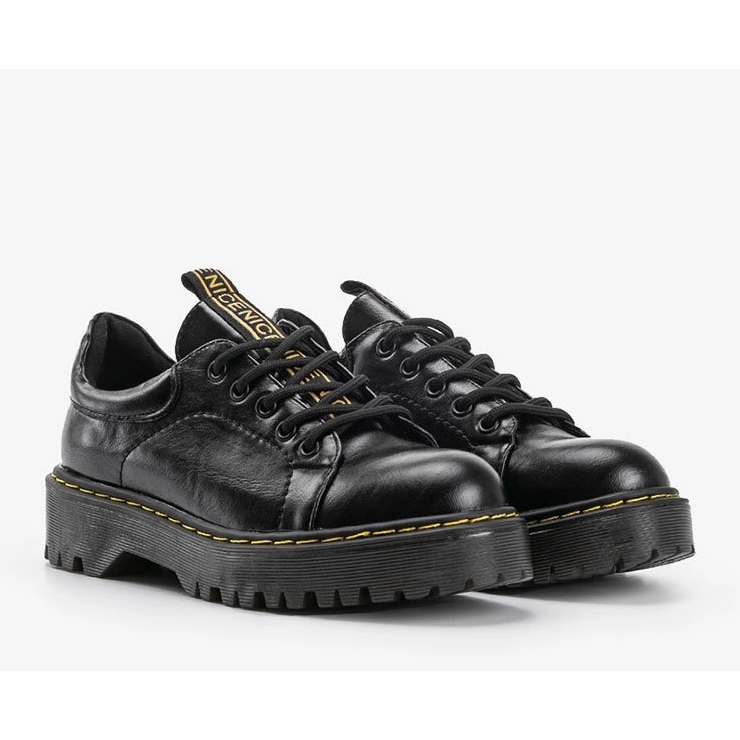 Bottes Alexus noires le noir 1 Bottes Alexus noires le noir 1