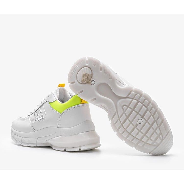 Baskets Dana blanches 1