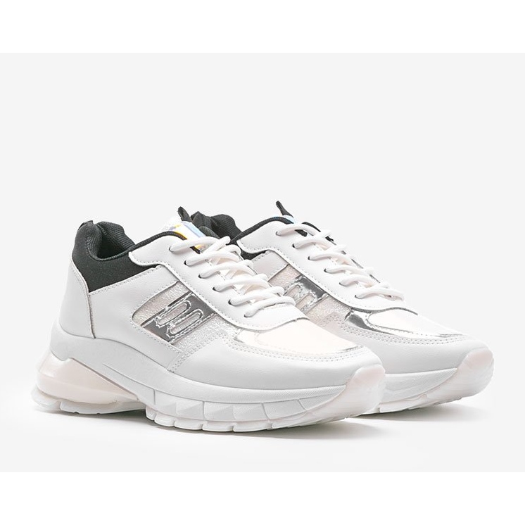 Baskets Dana noires et blanches le noir 2