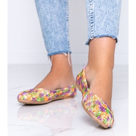 Ballerines beiges brillantes à fleurs Luz violet 4