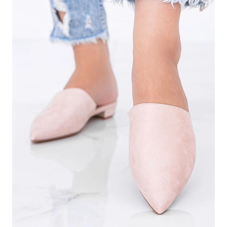 Sandales à talons beiges de Santiago 1