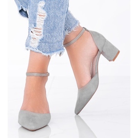 Escarpins gris sur le poteau bas Gemma 1 Escarpins gris sur le poteau bas Gemma 1