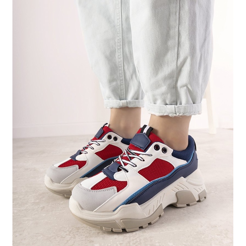 Baskets bleu marine sur semelle haute Omerta blanche 1