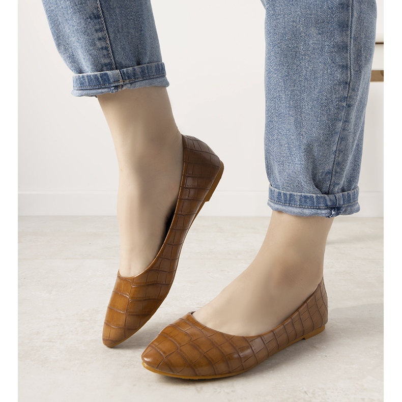 BM Ballerines camel au motif peau de crocodile Camilia brun 1