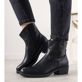 Bottes noires classiques pour femmes de Malika 2