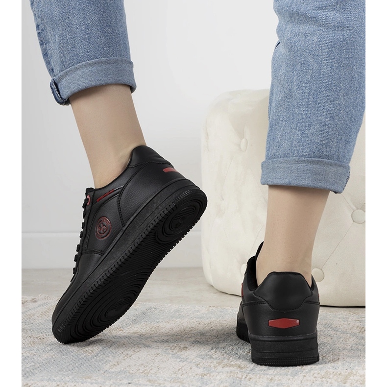 Baskets femme Cross Jeans noires Zemira 1