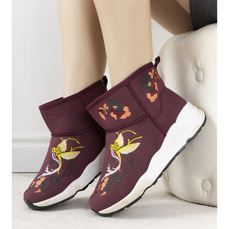 Bottes de neige bordeaux avec broderie Jamil rouge 2