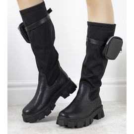 Bottes noires avec un sachet Joly le noir 1