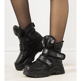 Bottes de neige noires avec fermeture Velcro Comforte le noir 1