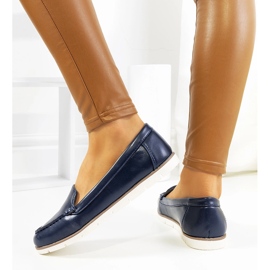 Mocassins bleu marine pour femme de chez Montez 1