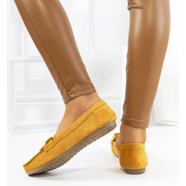 Mocassins marron de Medrano jaune 2