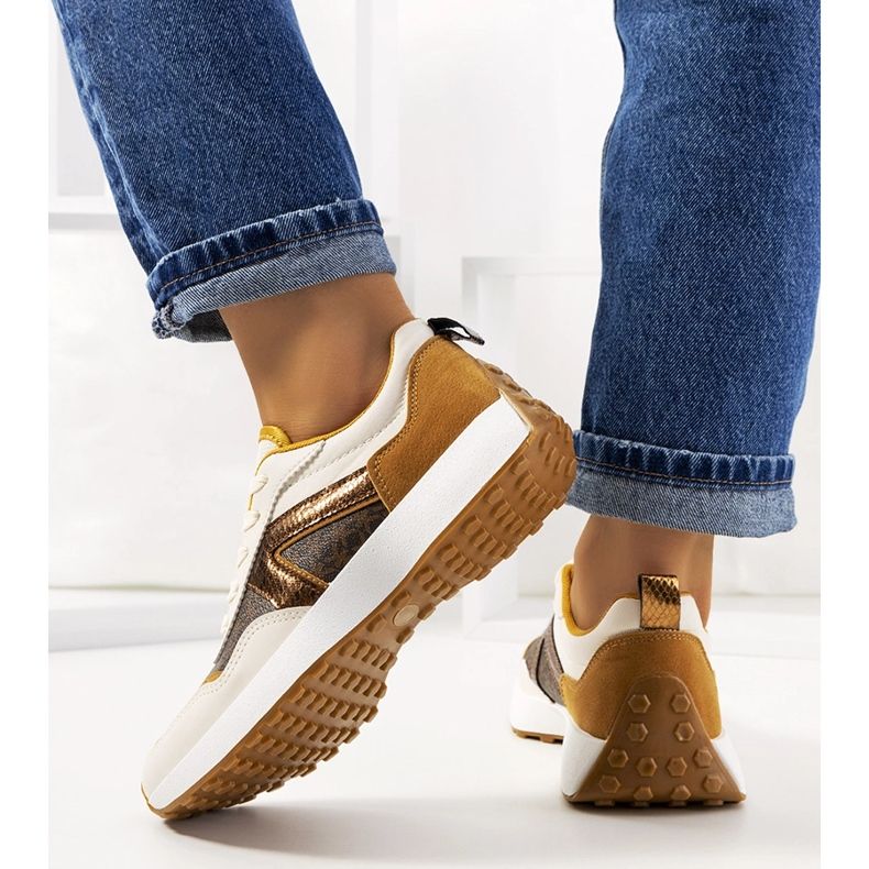 Baskets Isham marron pour femme beige 1 Baskets Isham marron pour femme beige 1