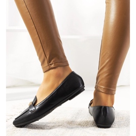 Mocassins noirs à bout carré de Milder le noir 1