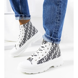 Baskets femme Chester blanches 1