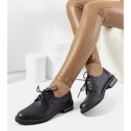 Richelieu ajouré Ortensia noir 1