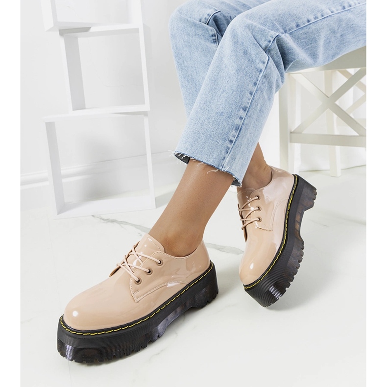 Chaussures beiges à semelle haute Hooper 1