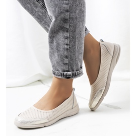 Ballerines en cuir beige Mirjam 1