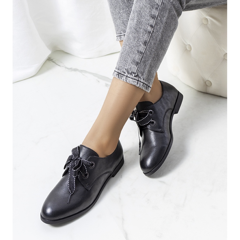Chaussures Koren en cuir noir 2