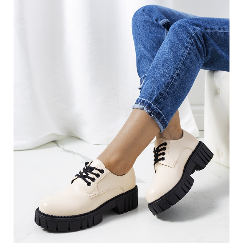 Chaussures femme Mahsa beiges 2