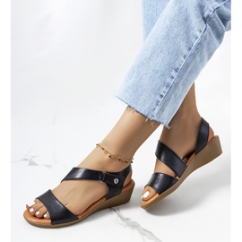 Sandales compensées noires de Souttar le noir 1