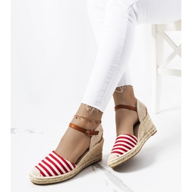 Espadrilles rouges sur le compensé Garvan beige 1