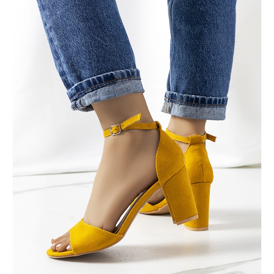 Sandales moutarde best sale