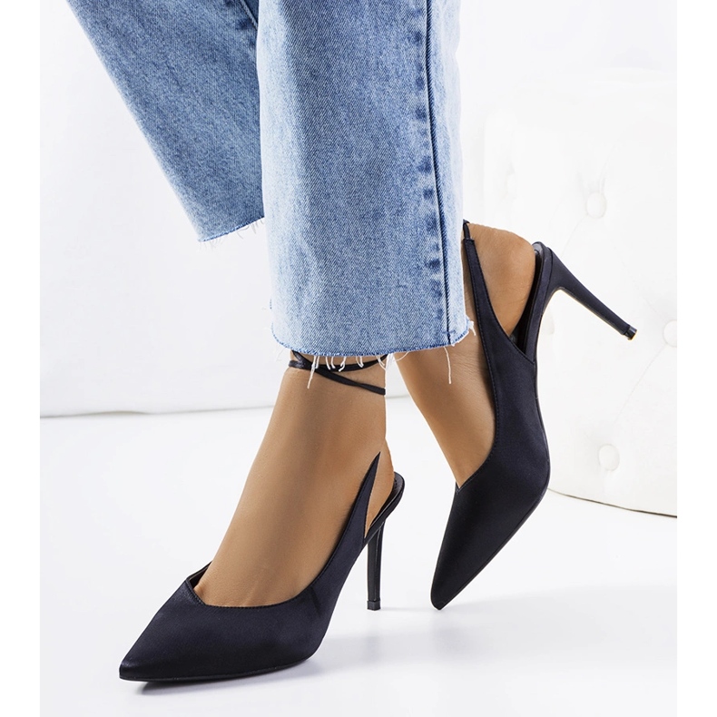 Escarpins noirs avec lien Anneli le noir 1