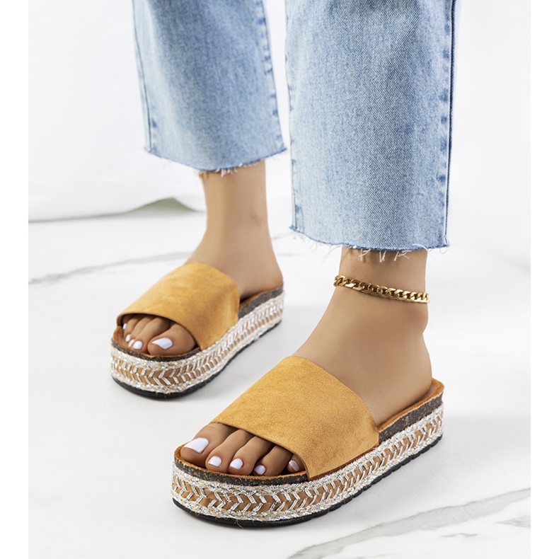 Sandales marron sur la semelle en liège Bonython brun 1