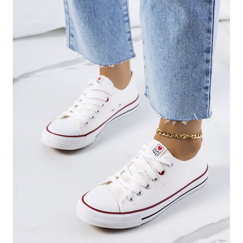 Baskets féminines classiques blanches 1