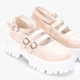 Chaussures beiges à semelle tracteur par Jonell 1