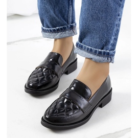 Les mocassins noirs d'Alexan 1