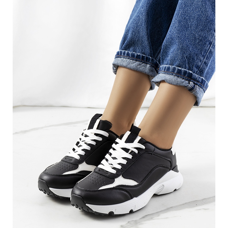 Baskets Ballater noires 1